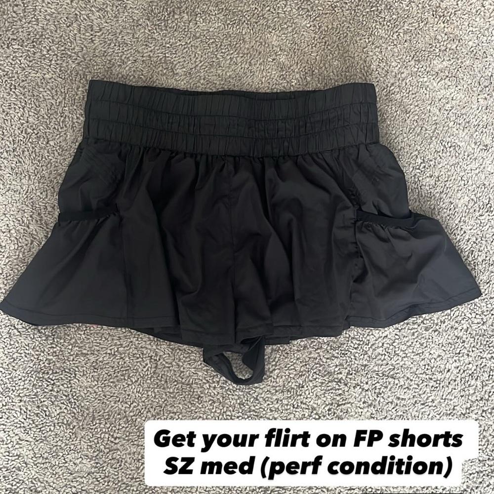 Get Your Flirt On Free People Movement black shorts size Medium